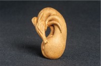 http://www.arturmoser.de/files/gimgs/th-30_Twisted, 2016, Buchsbaum, 5,2 x 3,3 x 1,8 cm.jpg